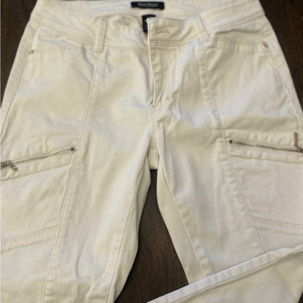 White House Black Market Cream Skinny Crop Pants